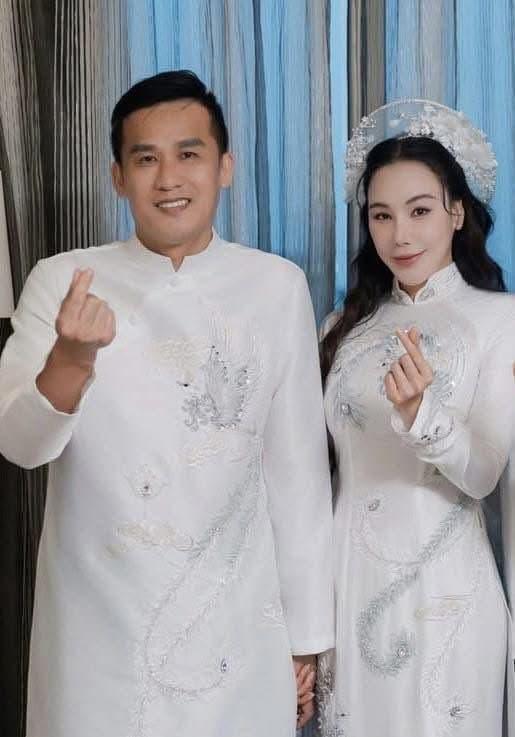 ca sĩ Hồ Quỳnh Hương, sao Việt