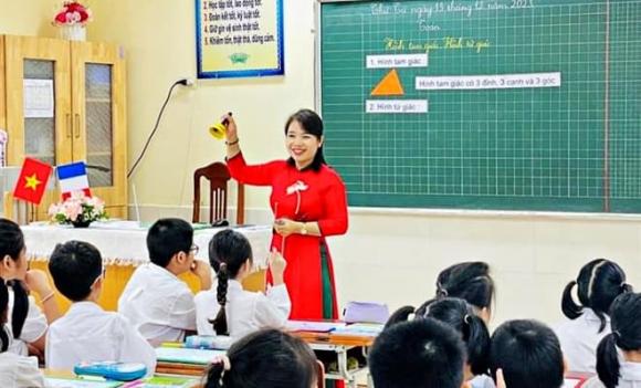 dạy thêm, học thêm, trả lương dạy thêm, giáo viên, giới hạn thời gian dạy thêm
