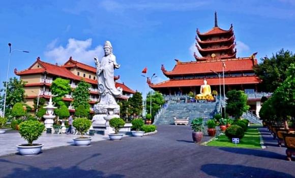 ngôi chùa, xá lợi Phật, chùa Thanh Tâm, chùa Quán Sứ, chùa Tam Chúc, núi Bà Đen 