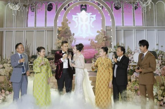 Sao Việt 18/5, tin sao việt mới nhất