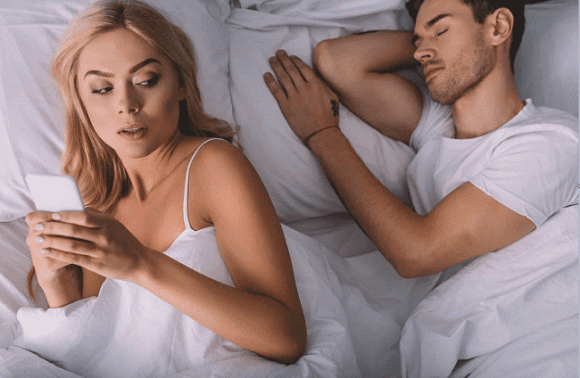 vợ ngoại tình, phụ nữ không nên dùng điện thoại ban đêm, tâm sự gia đình