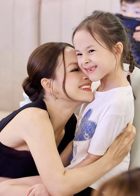 Sao Việt 19/5, tin sao việt mới nhất