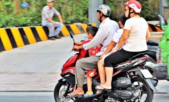 không đội mũ bảo hiểm, vi phạm giao thông, xử phạt, trường hợp không đội mũ bảo hiểm không bị CSGT xử phạt