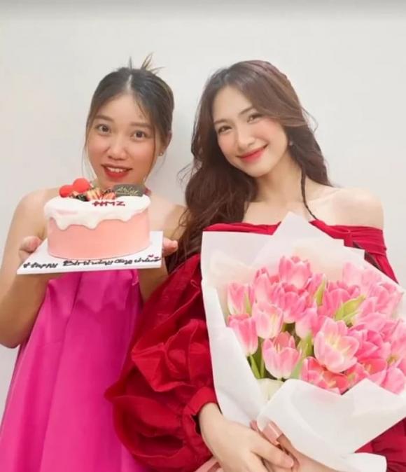 ca sĩ Hòa Minzy, sao Việt