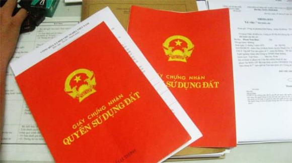 sổ đỏ, Đứng tên sổ đỏ có lợi ích gì, Luật đất đai