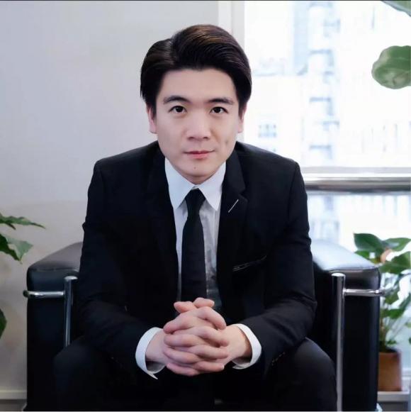 doanh nhân Đỗ Quang Vinh, hoa hậu Đỗ Mỹ Linh, anh chồng Đỗ Mỹ Linh, sao Việt