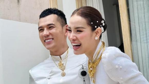 ca sĩ Phương Trinh Jolie,sao Việt