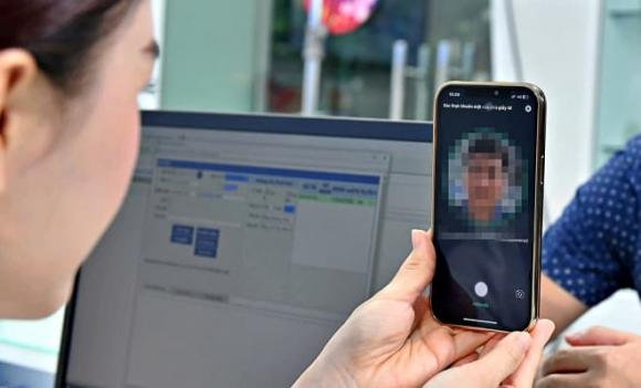 sinh trắc học, xác thực bằng khuôn mặt, giao dịch ngân hàng, lừa đảo