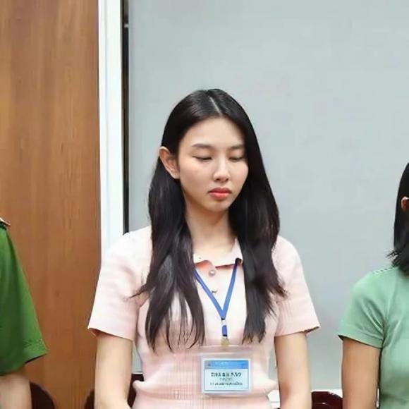 hoa hậu Thùy Tiên, Nguyễn Thúc Thùy Tiên, sao Việt