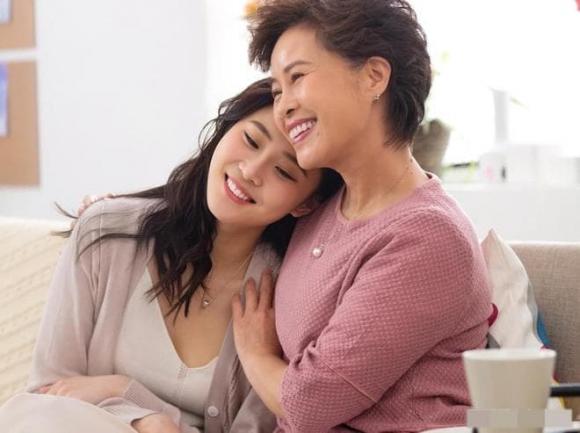 mẹ chồng, con dâu