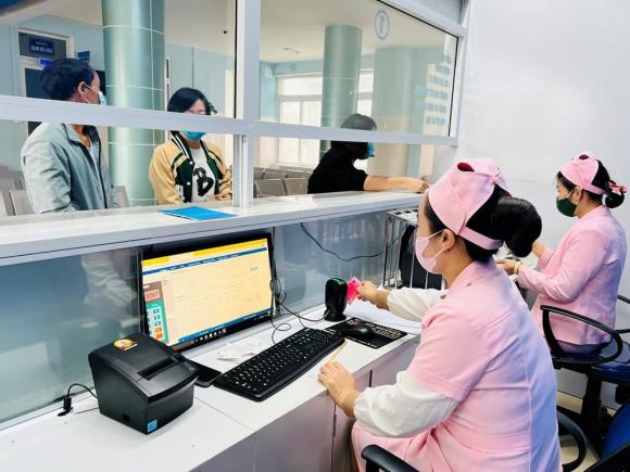BHXH Việt Nam, quy định ngừng cung cấp thẻ BHYT giấy