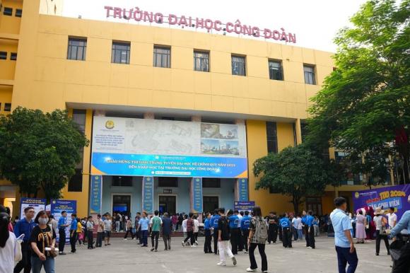 trường Đại học Công Đoàn, tuyển sinh đại học