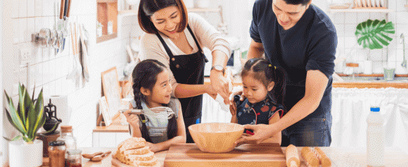 giáo dục con, gia đình, nền tảng bồi đắp cho con