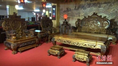 Bộ bàn ghế cổ, bộ bàn ghế làm từ gỗ quý, gỗ cẩm lai vàng