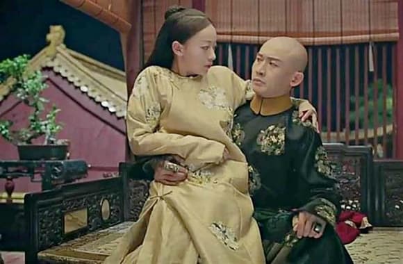 Hoàng đế Càn Long, mối quan hệ loạn luân