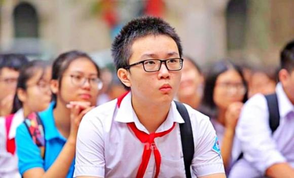 miễn học phí, từ chối nhận hỗ trợ học phí, gia đình khá giả