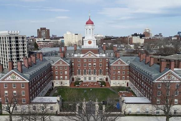 Đại học Harvard, du học Mỹ
