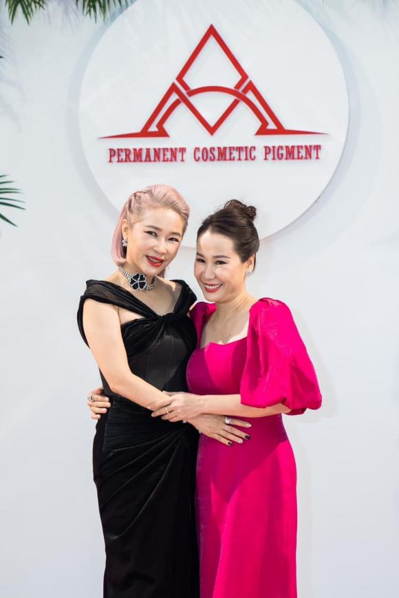 Nghệ nhân Hương Aoki, Hương Aoki, phun xăm hữu cơ