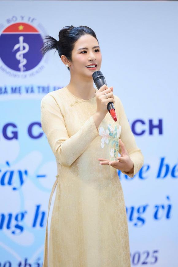 Sao Việt 24/5, tin sao việt mới nhất