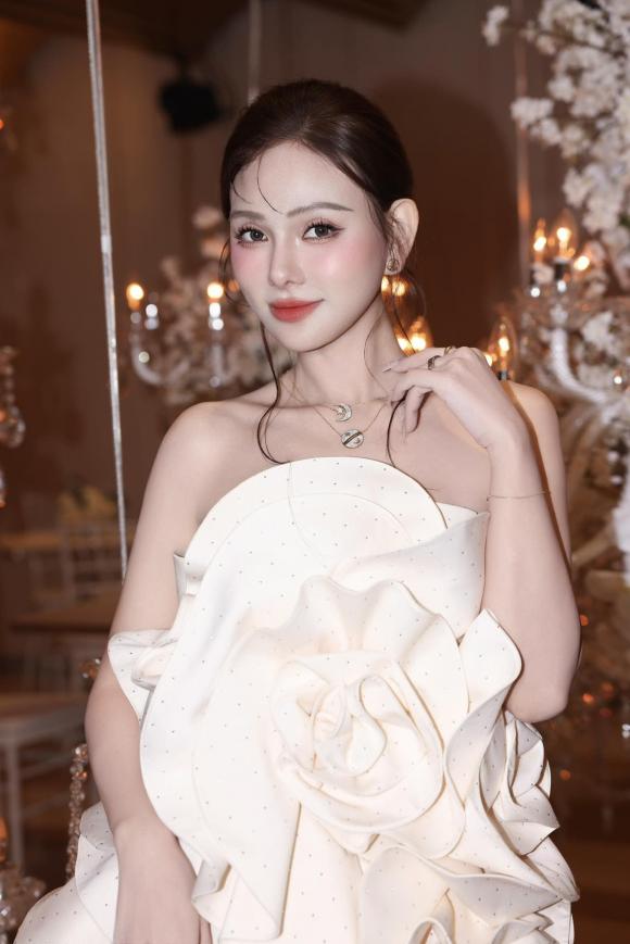 Sao Việt 25/5, tin sao việt mới nhất