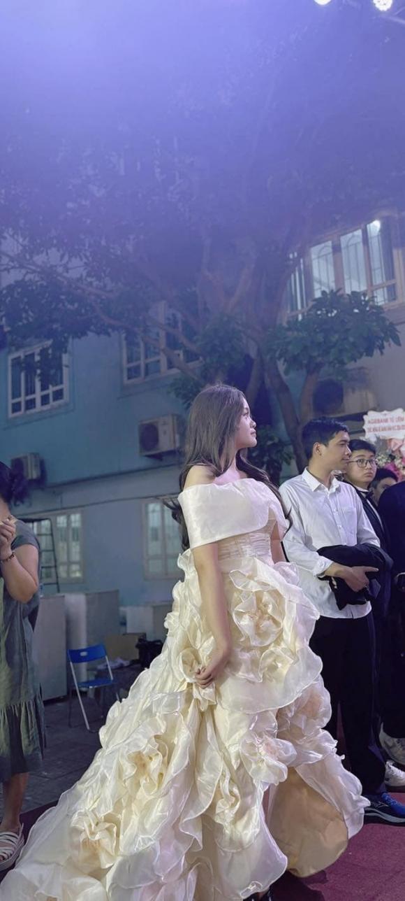 Sao Việt 25/5, tin sao việt mới nhất
