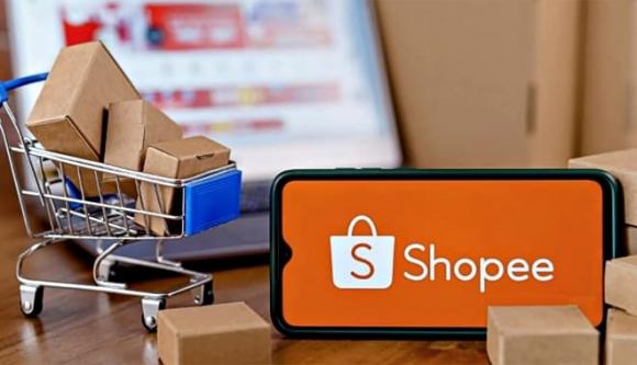 mỹ phẩm, thời trang, thực phẩm chức năng, Shopee, TikTok Shop, sàn thương mại điện tử 