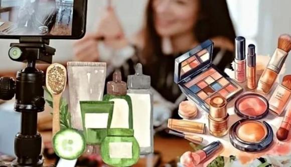 mỹ phẩm, thời trang, thực phẩm chức năng, Shopee, TikTok Shop, sàn thương mại điện tử 