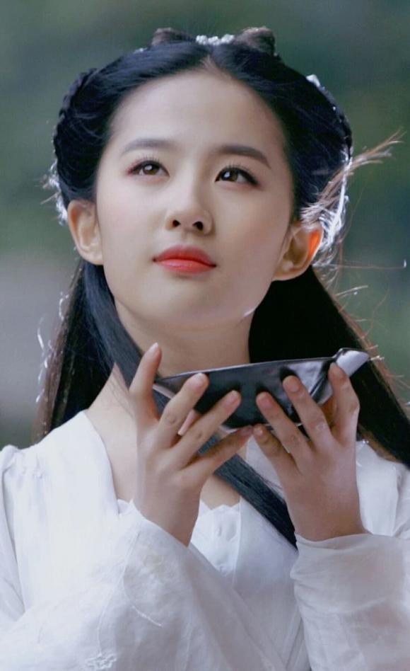  Lưu Diệc Phi, sao hoa ngữ, phẫu thuật thẩm mỹ