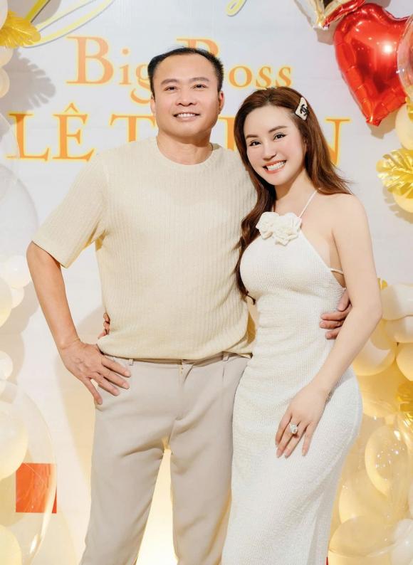 ca sĩ Vy Oanh, sao Việt