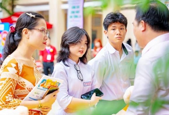 thi tốt nghiệp THPT 2025, chương trình giáo dục phổ thông mới 2018