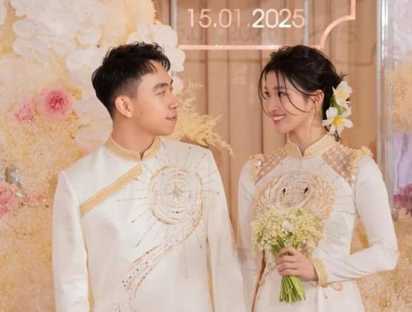 á hậu Phương Nhi, sao Việt
