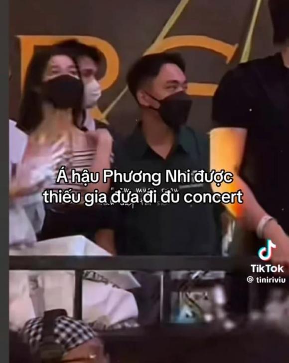 á hậu Phương Nhi, sao Việt