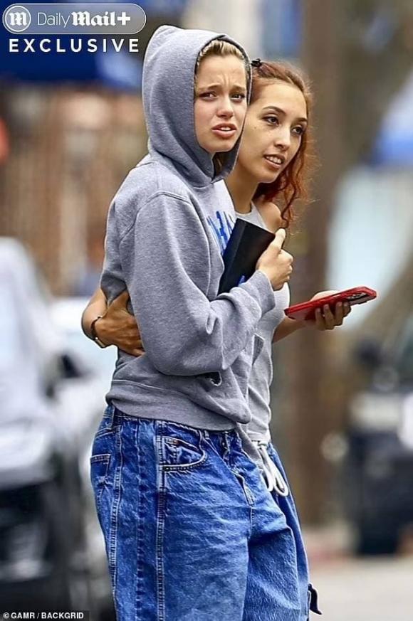 Shiloh Jolie Pitt, angelina jolie, sao hollywood 