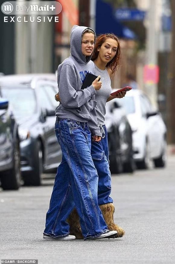 Shiloh Jolie Pitt, angelina jolie, sao hollywood 