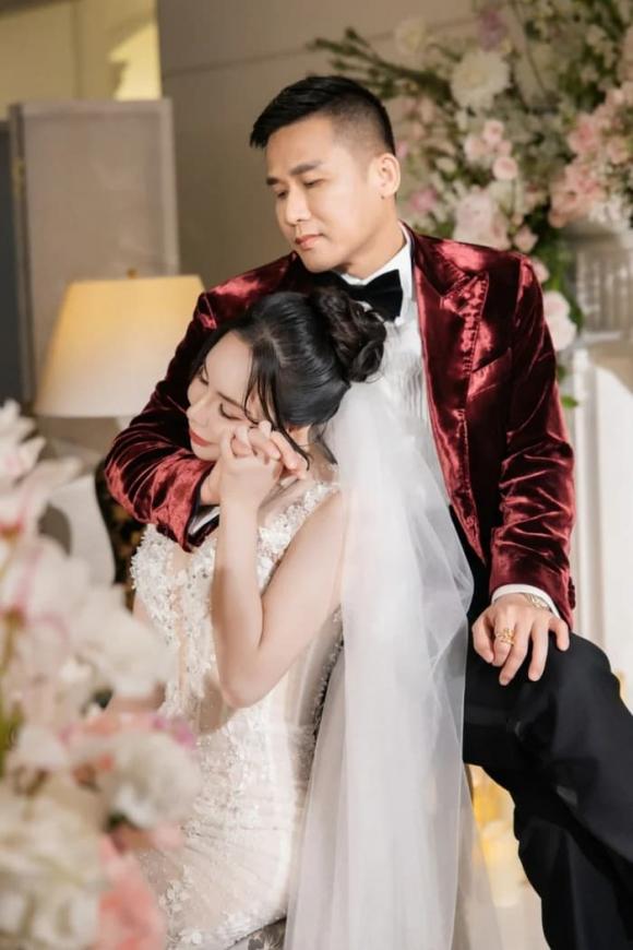 Ca sĩ hồ quỳnh hương,sao Việt