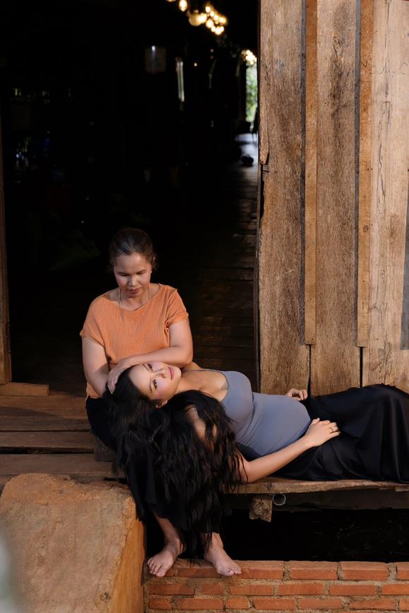 H'Hen Niê, Tuấn Khôi, sao Việt 