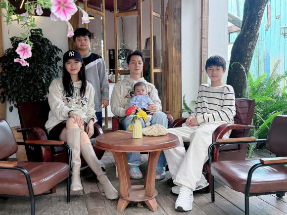 Sao Việt 1/6, tin sao việt mới nhất
