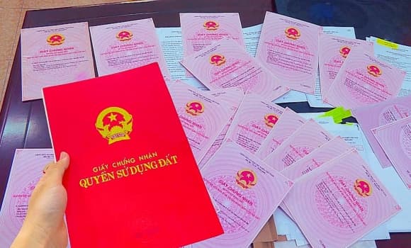 sổ đỏ, sổ hồng, Giấy chứng nhận quyền sử dụng đất