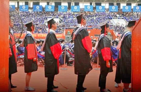 Trường Đại học Đông Nam, Trung Quốc, quản lý căng tin, tỷ lệ thất nghiệp