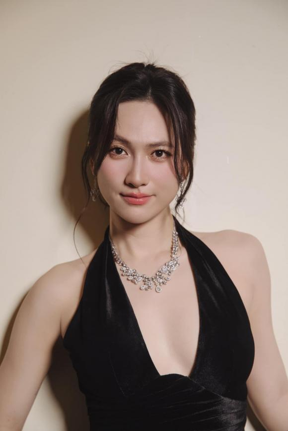 Diễn viên Tăng Thanh Hà, sao Việt