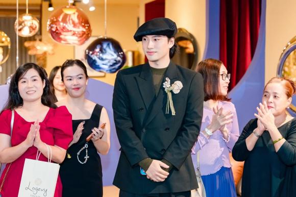 Phú Mỹ Hưng, Nội Thất Nhà Xinh