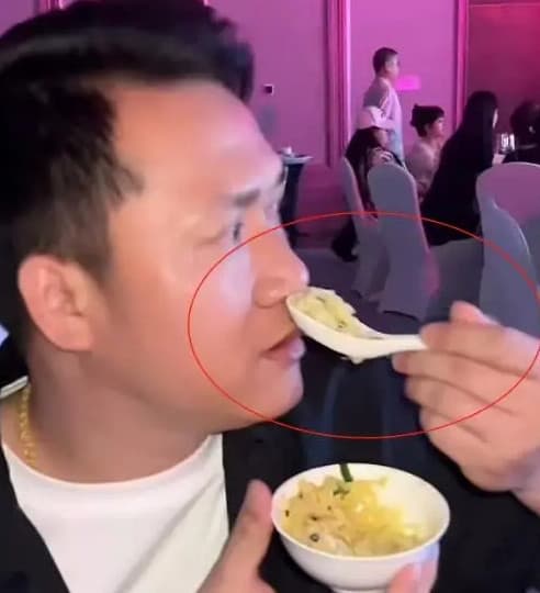 đám cưới, đám cưới đặc biệt, mẹ chồng trồng cây chuối