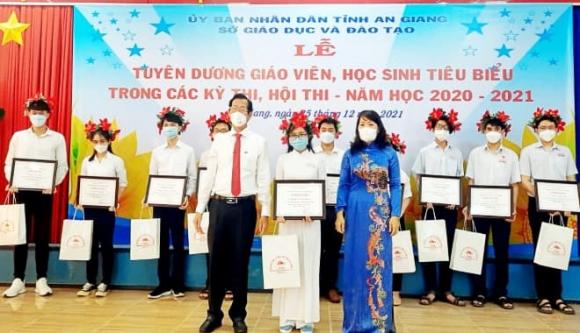 Học sinh tiêu biểu, học sinh xuất sắc