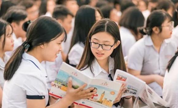 nữ giới giỏi toán, ngành học, Logistics, Marketing, Quản trị kinh doanh, ngành lương cao, ngành không lo thất nghiệp