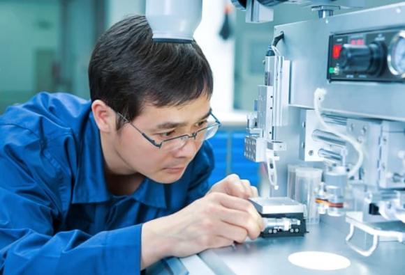Ngành Kỹ thuật Điện tử Viễn thông, ngành học, ngành hot, ngành thiếu nhân lực, ngành lương khủng