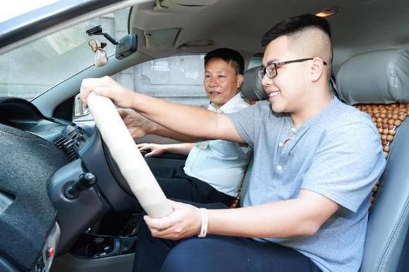nghề hot, chọn ngành nghề, nghề dạy lái