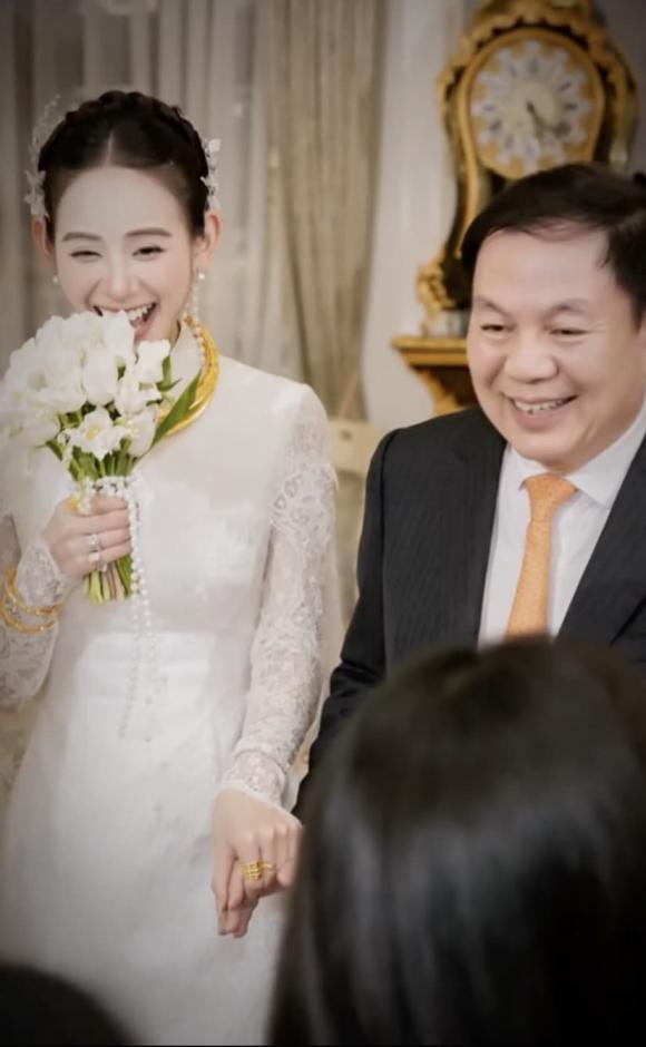 Hương Liên, Tuấn Ngọc, sao Việt 