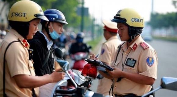 Nghị định 168, quy định xe không chính chủ, Vợ đi xe chồng, con mượn xe bố