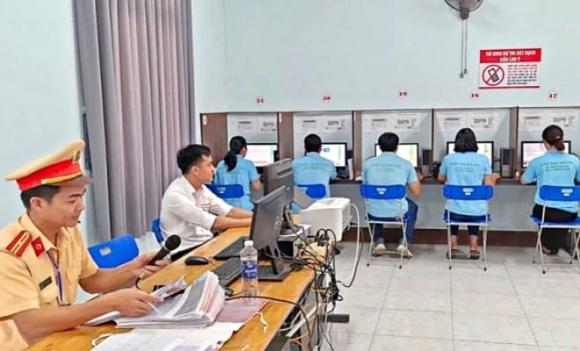 giấy phép lái xe, đề sát hạch cấp giấy phép lái xe các hạng