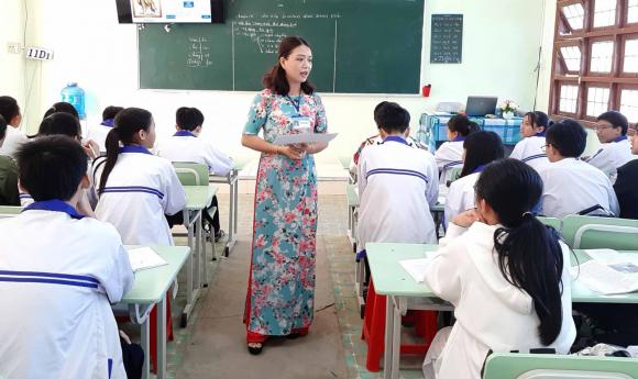 giáo viên, giáo viên nhận tiền, kiến thức